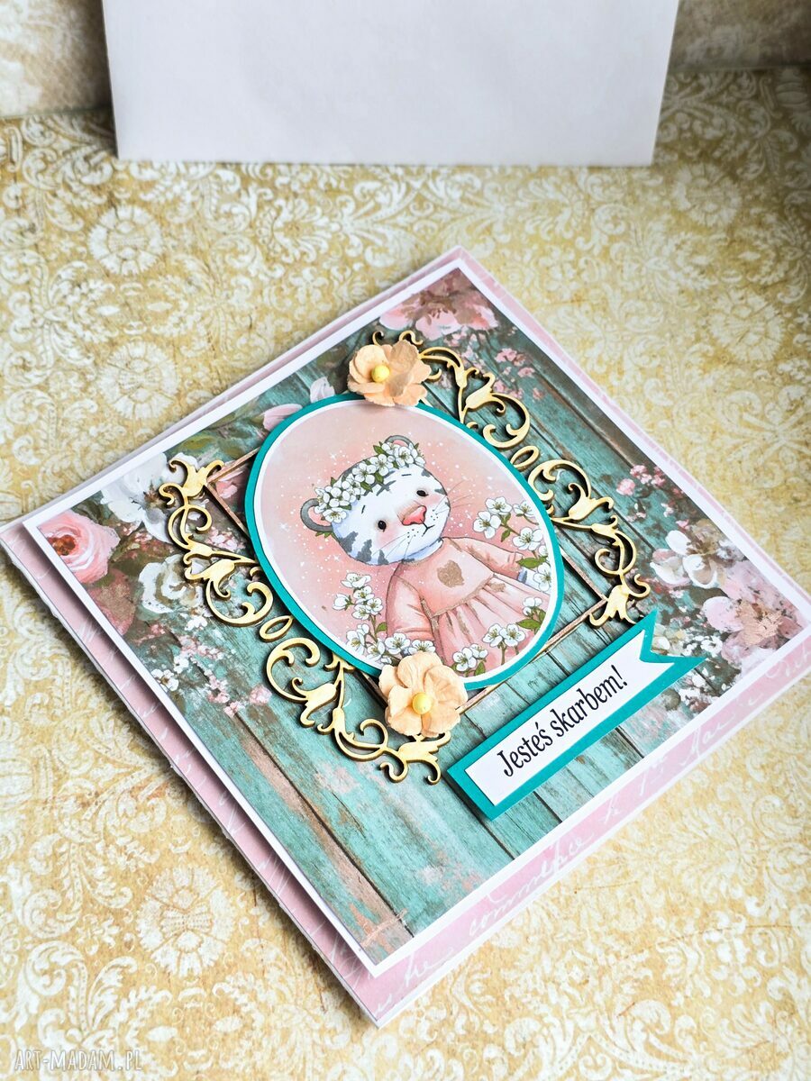 Kartka scrapbooking na roczek dla dziewczynki - Jesteś skarbem z białym tygryskiem