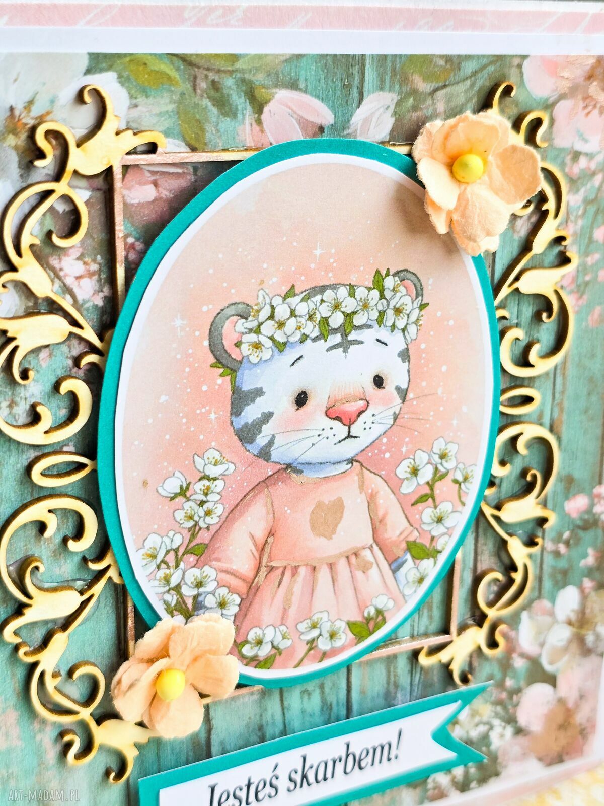 Kartka scrapbooking na roczek dla dziewczynki - Jesteś skarbem z białym tygryskiem