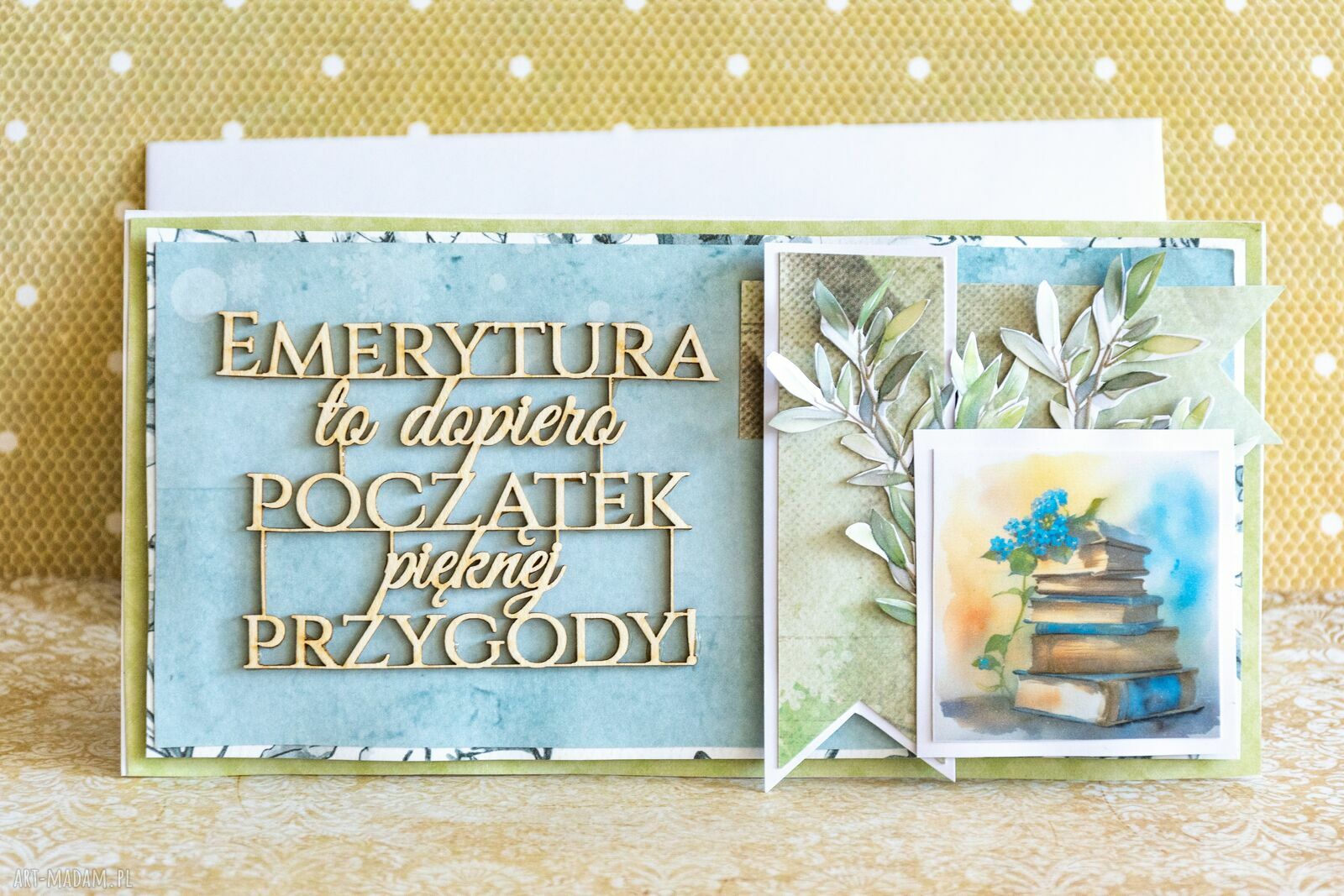 Kartka na emeryturę z książkami - „Emerytura to dopiero początek”