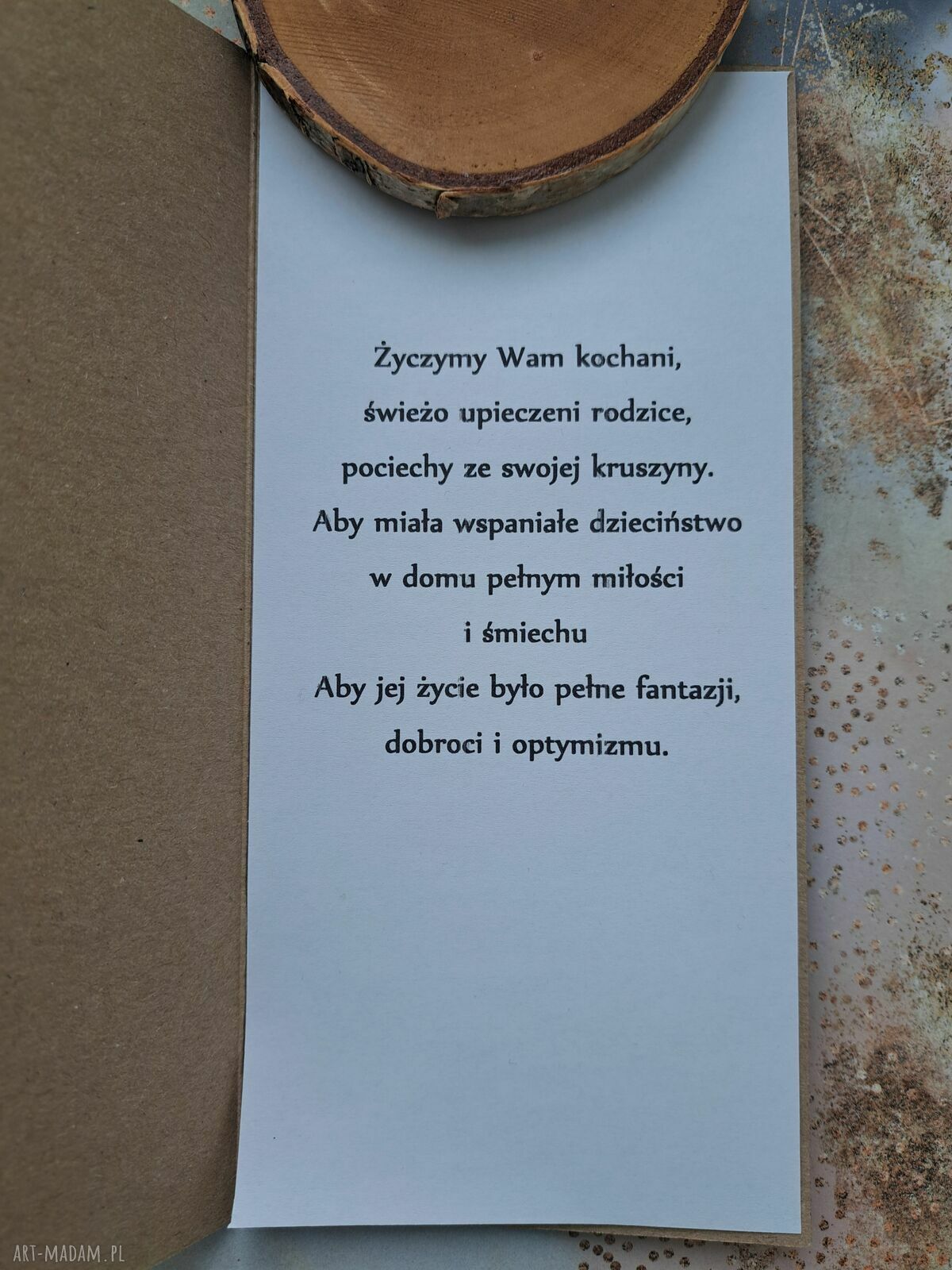 Kartka na narodziny córeczki w pudełku kraft