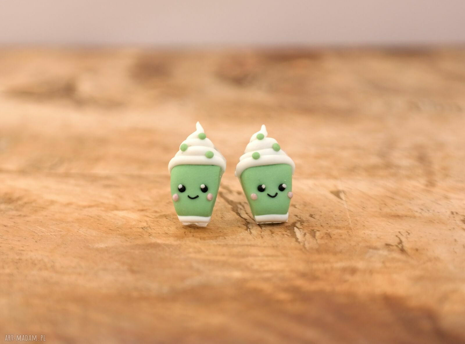 Kolczyki kawaii matcha latte - zielona herbata w kubeczku (handmade)