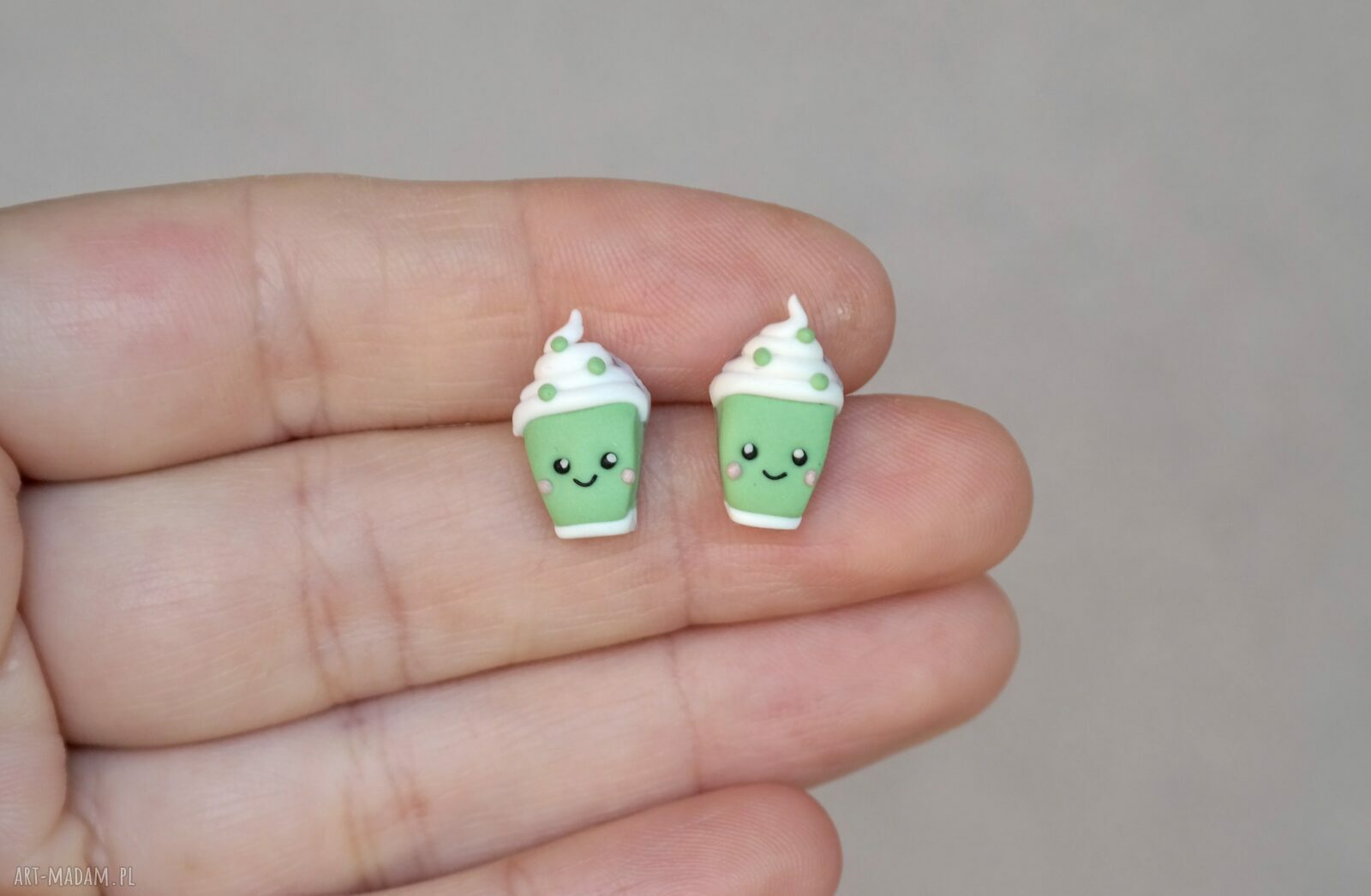 Kolczyki kawaii matcha latte - zielona herbata w kubeczku (handmade)
