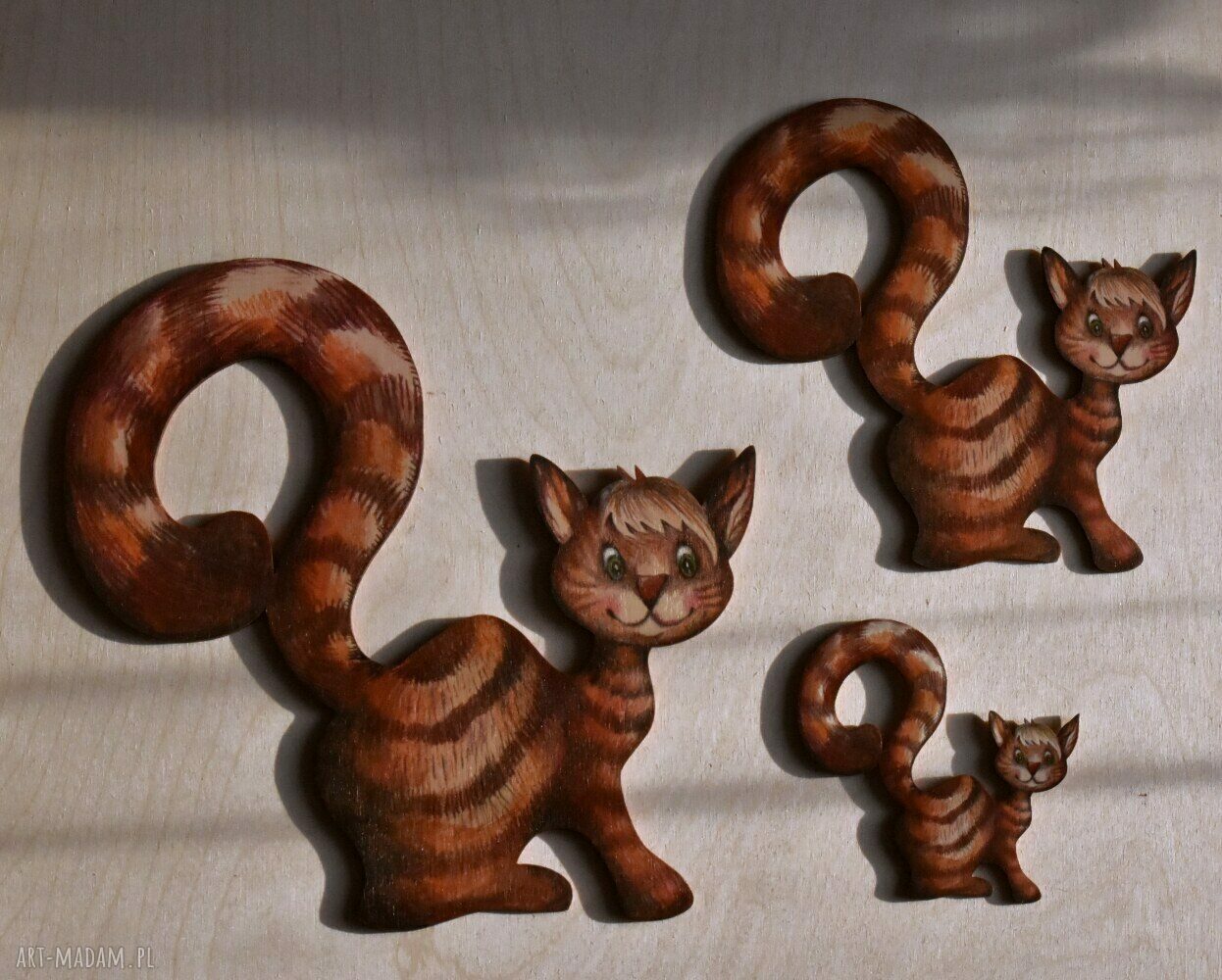 Kicia - drewniany magnes na lodówkę 10x10 cm (handmade)