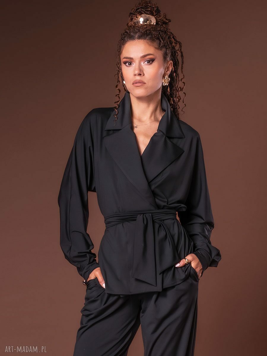 Kimonowa marynarka damska Milita Nikonorov - elegancja z wiązaniem w pasie