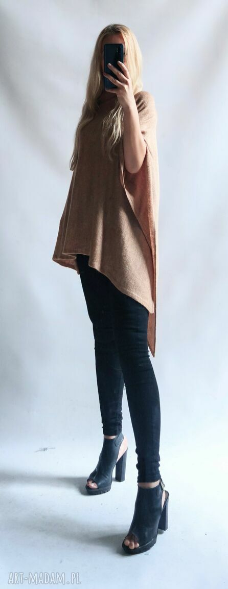 Klasyczne damskie ponczo sweter - oversize camel