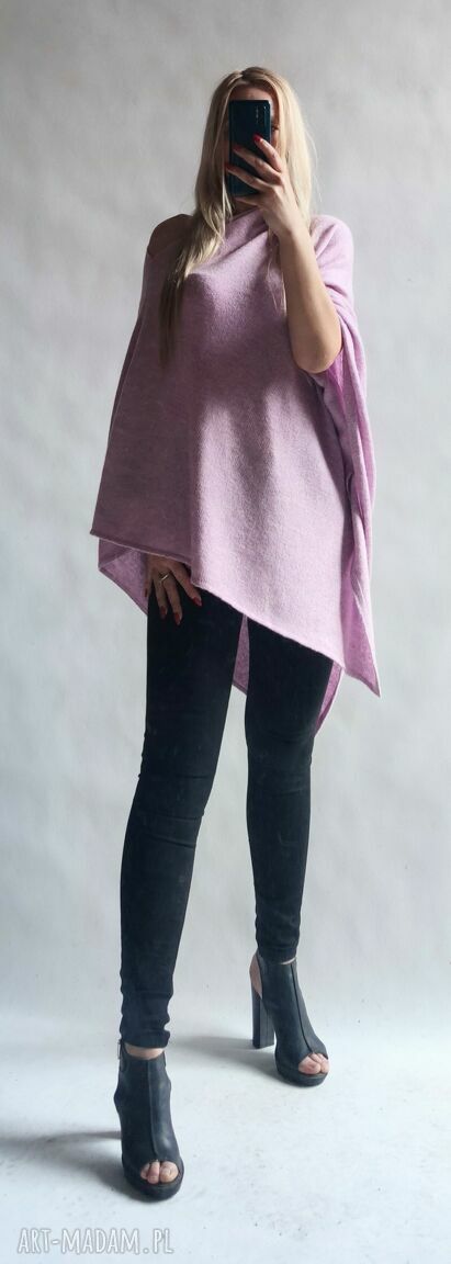 Klasyczne poncho damskie oversize w kolorze lila 82x82 cm