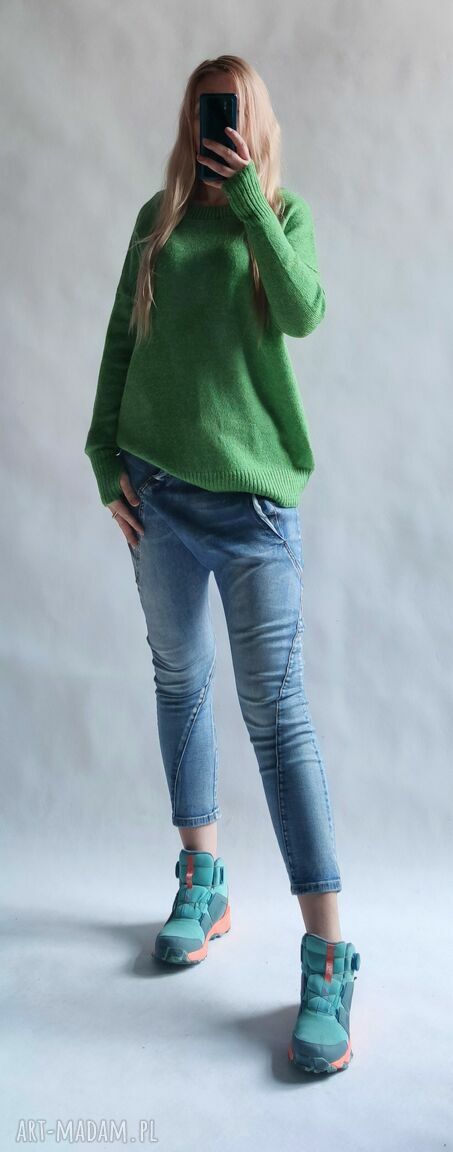 Sweter oversize w groszek - klasyczny kardigan-bluza handmade