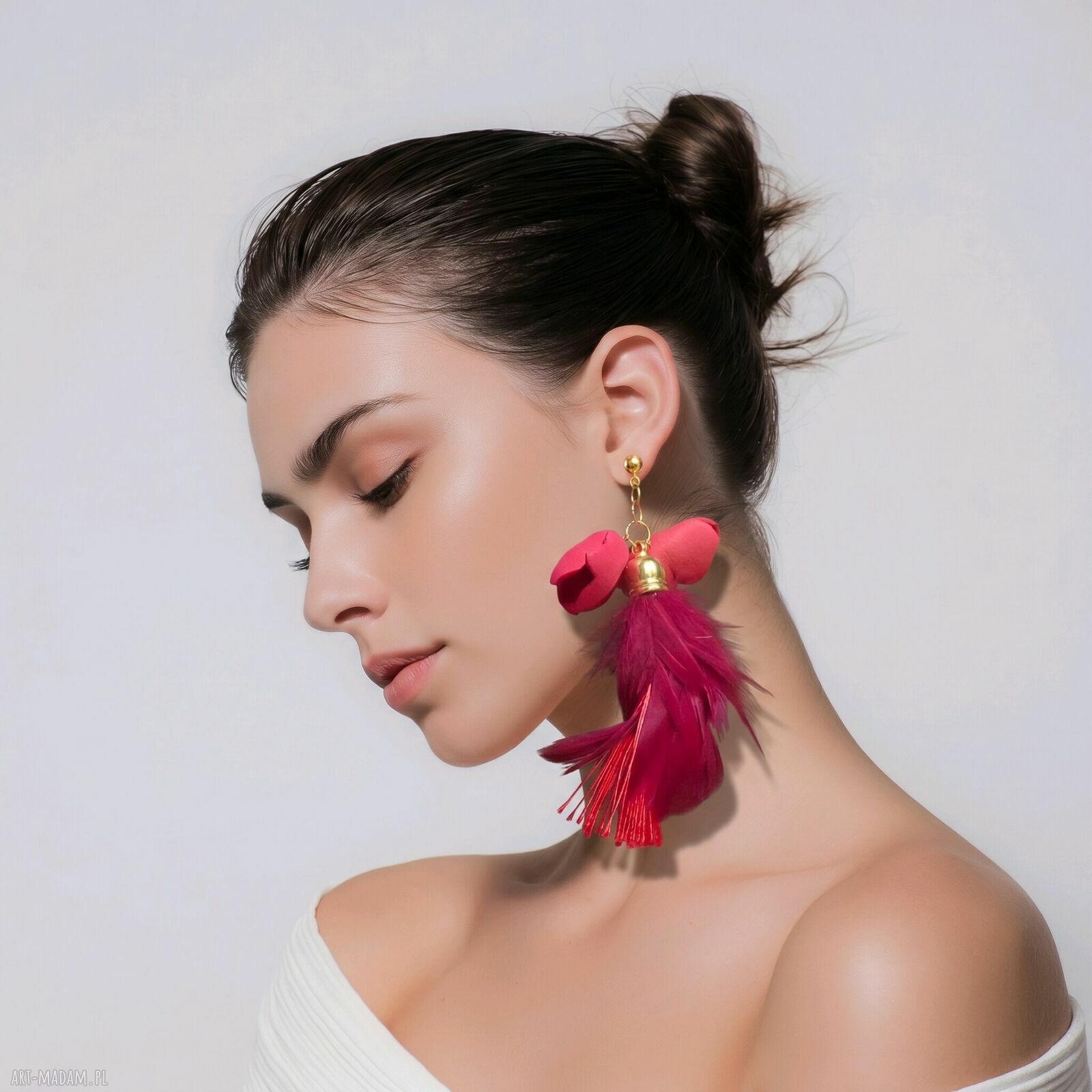 Lekkie klipsy z piórami w stylu boho - handmade Ruda Klara