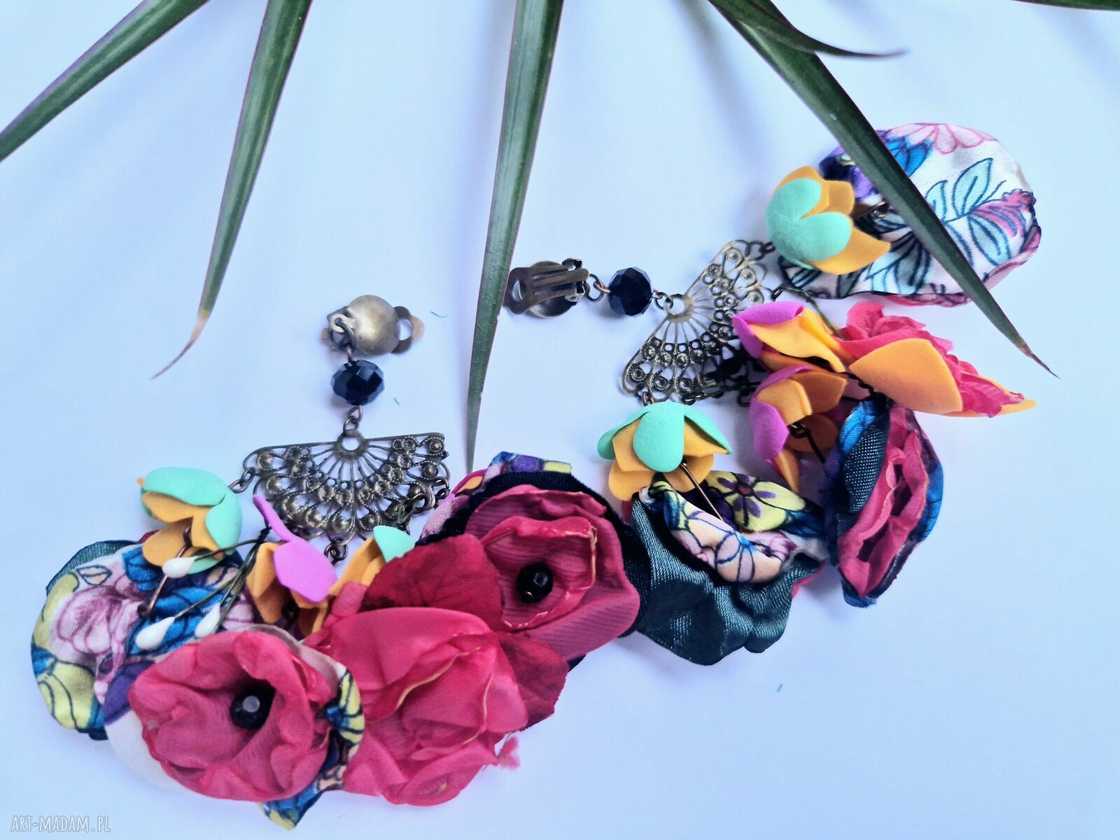 Ludowe klipsy boho Frida - lekkie, kolorowe i bardzo bujne