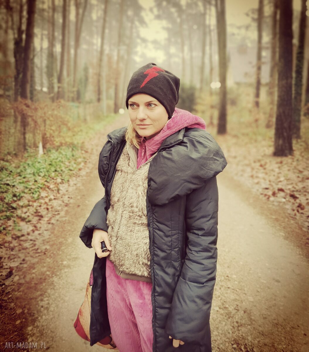 Zimowa czapka filcowana z merino w stylu boho folk na podszewce