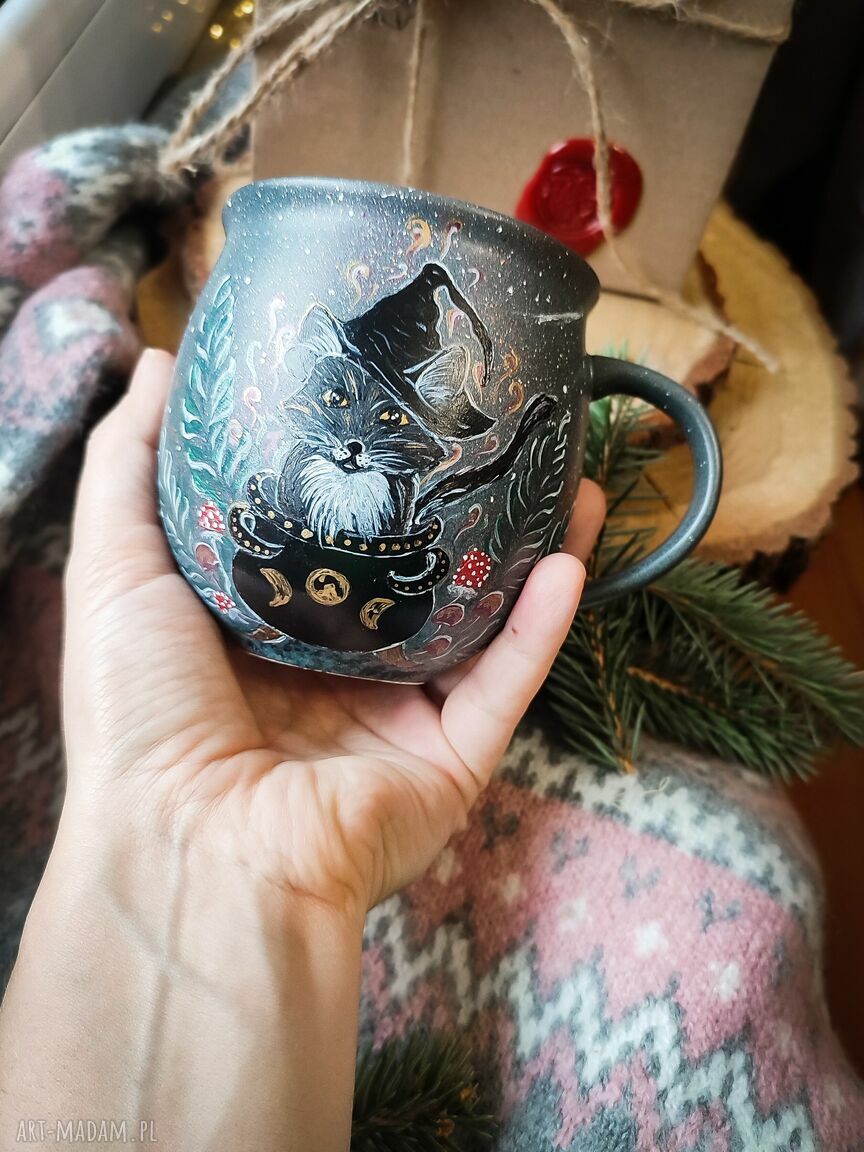 Kubek kociołek wilk - ręcznie malowana porcelana 400 ml