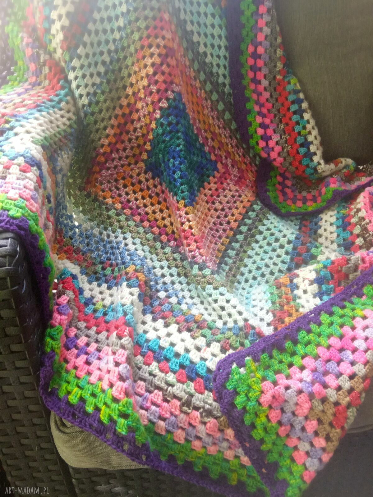 Kolorowy kocyk kwadrat na szydełku 85 x 85 cm - ręcznie robiony