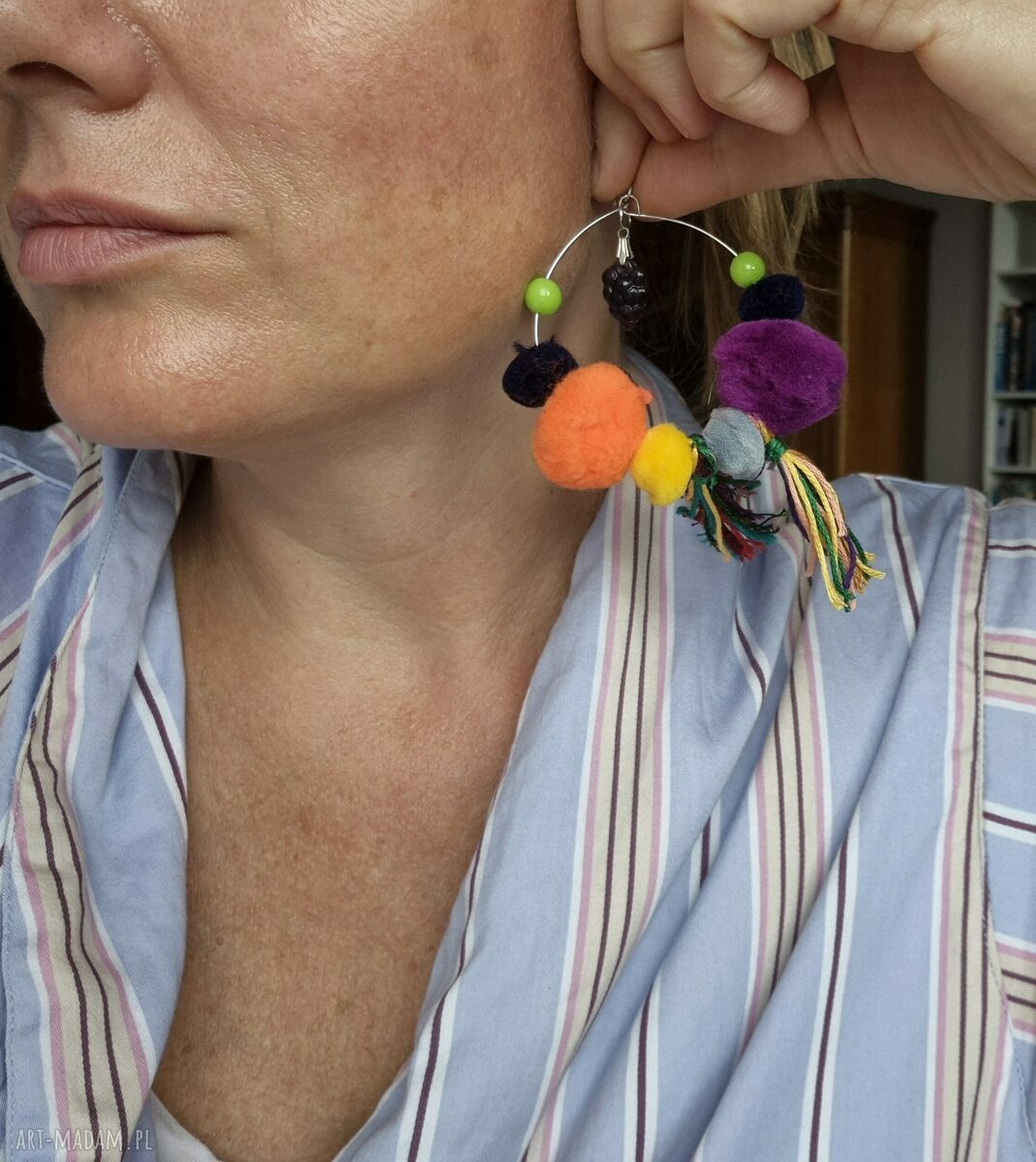 Klipsy koła z pomponami folk i boho - Frida Indianie