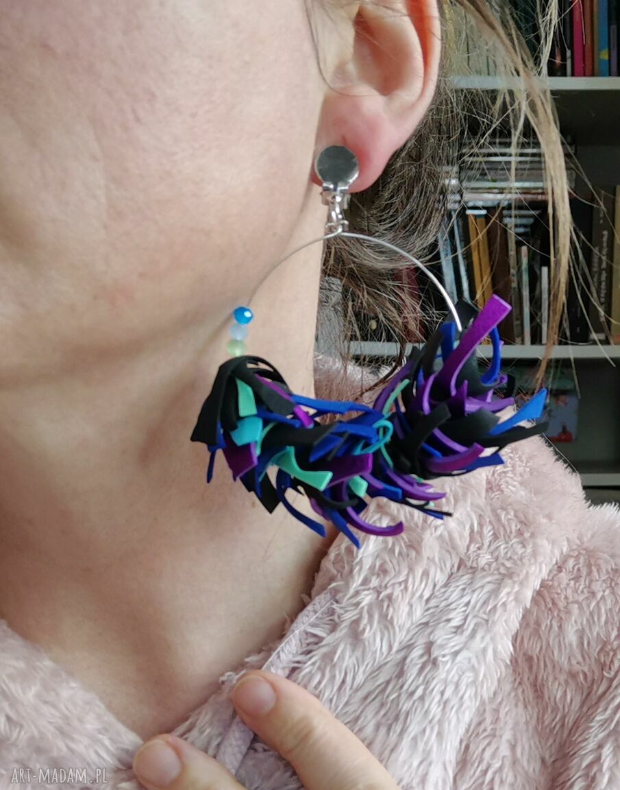 Klipsy koła boho Frida - lekkie, bujne etno-folk na klipsach