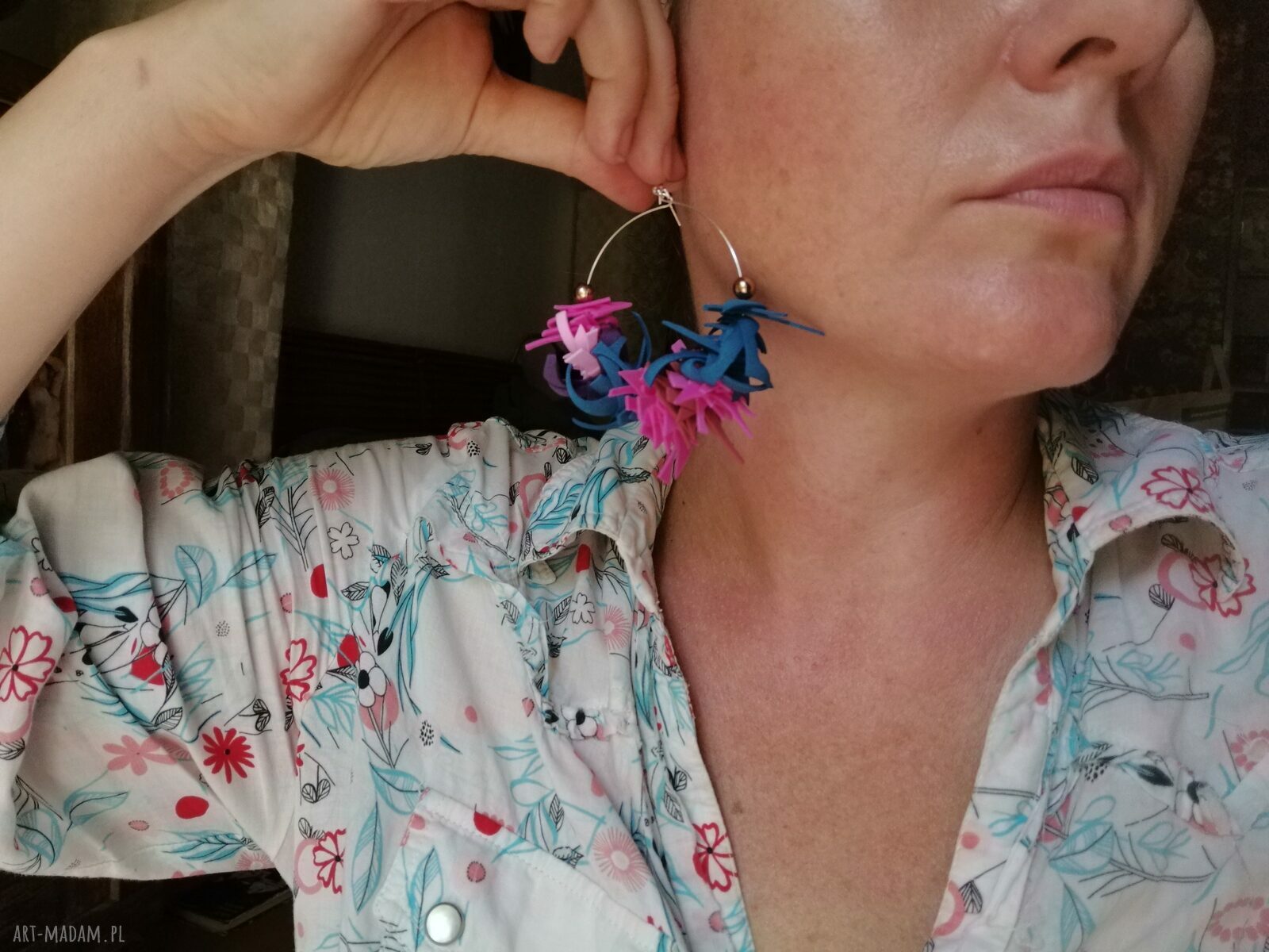 Kolczyki koła leciutkie folk boho z frędzlami - etno