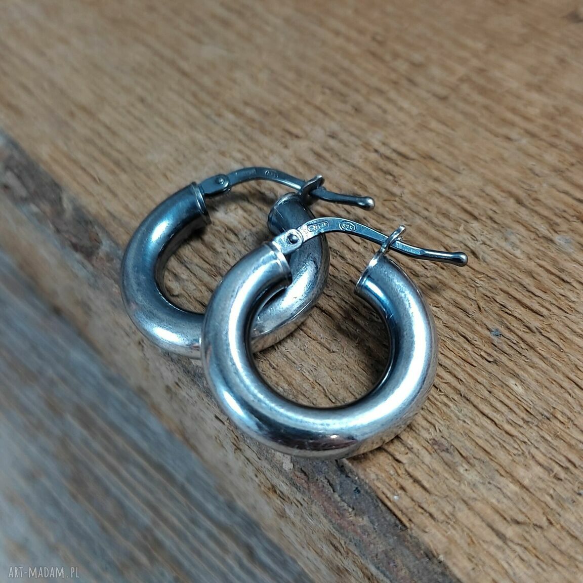 Kolczyki - koła ze srebra 925 oksydowanego (1,8 cm) - Irart