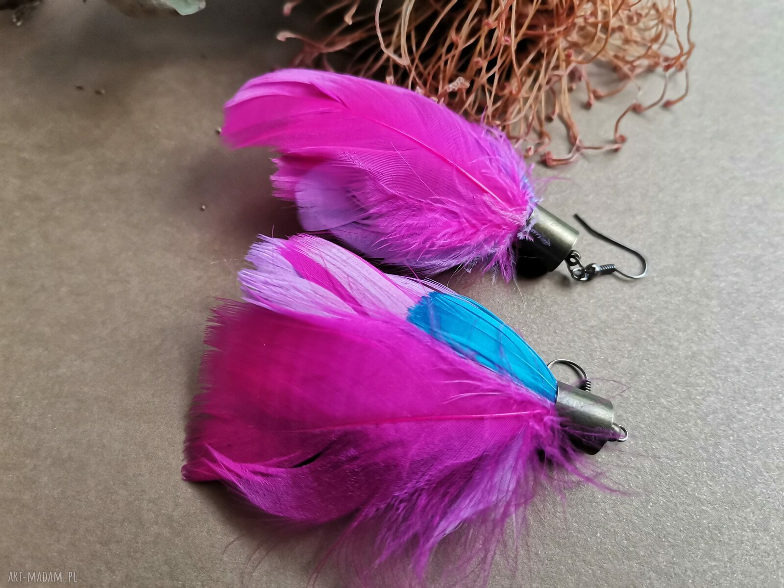 Kolczyki boho z kwiatami i frędzlami na klipsach - idealne na ślub i folkowy look