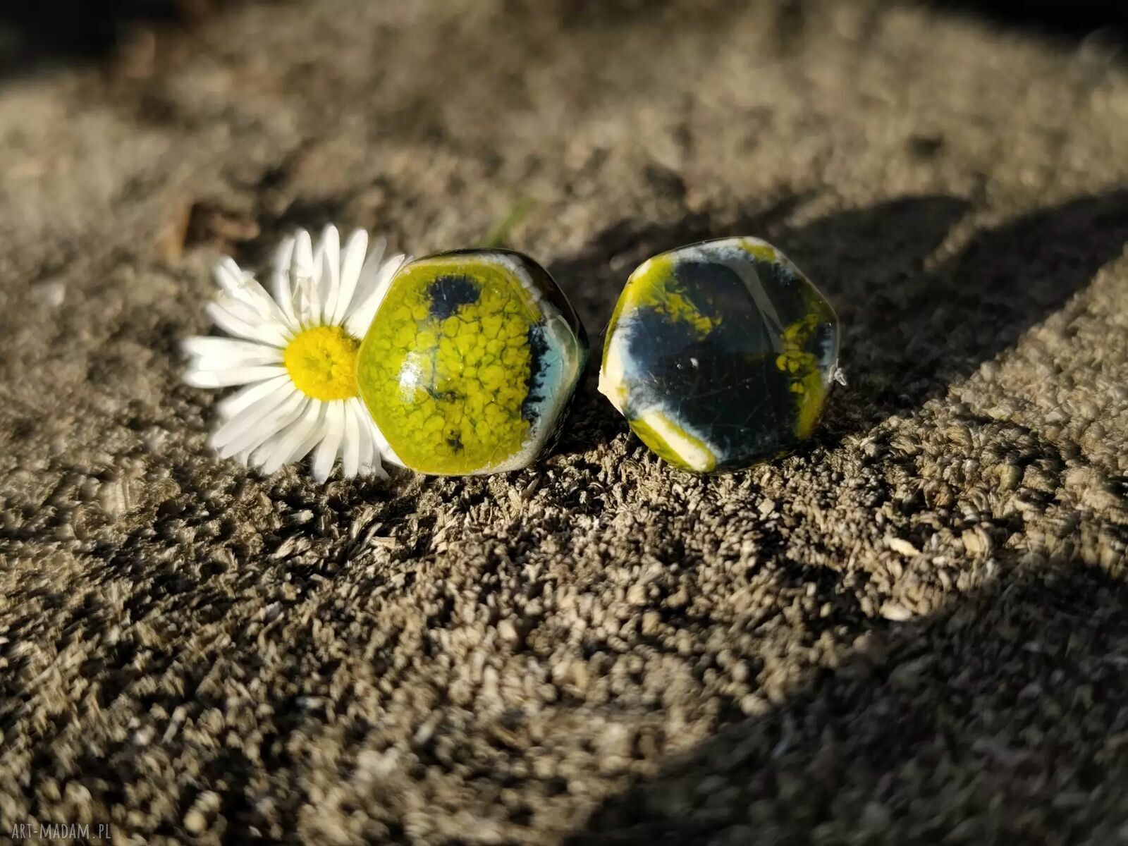 Kolczyki ceramiczne zielono-żółte - ręcznie robiona biżuteria