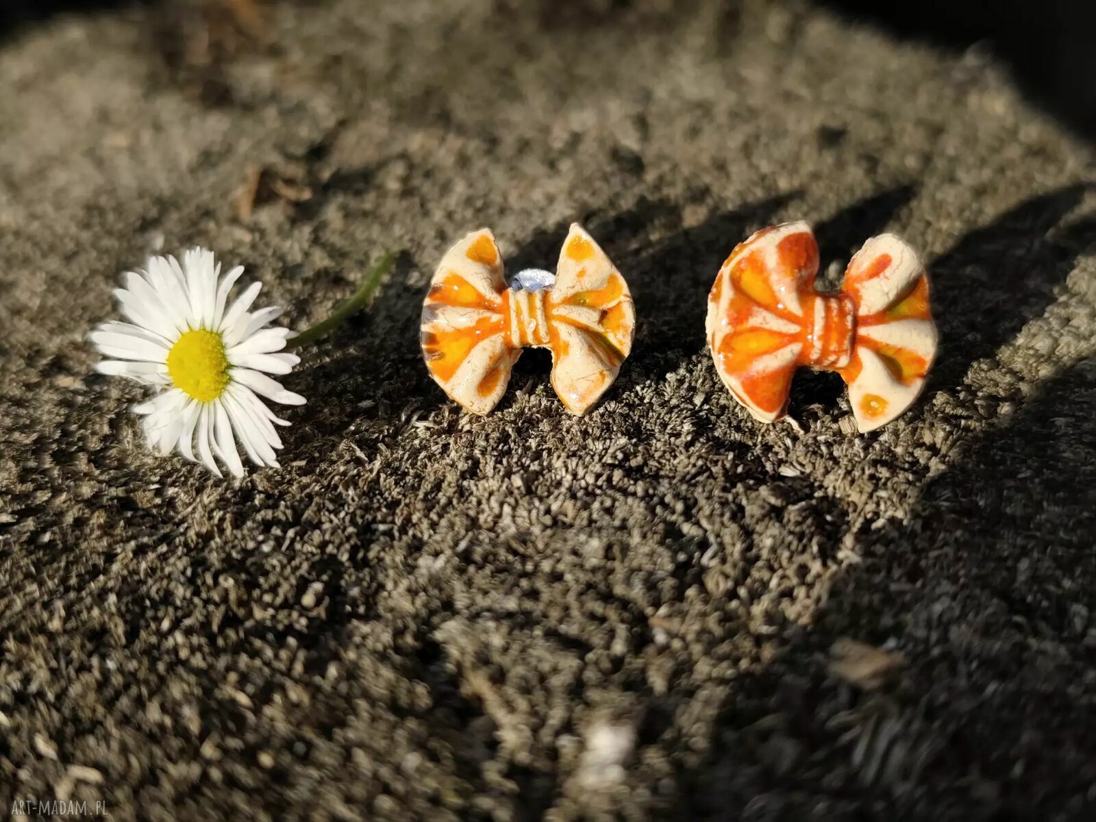 Pomarańczowe kolczyki ceramiczne 17