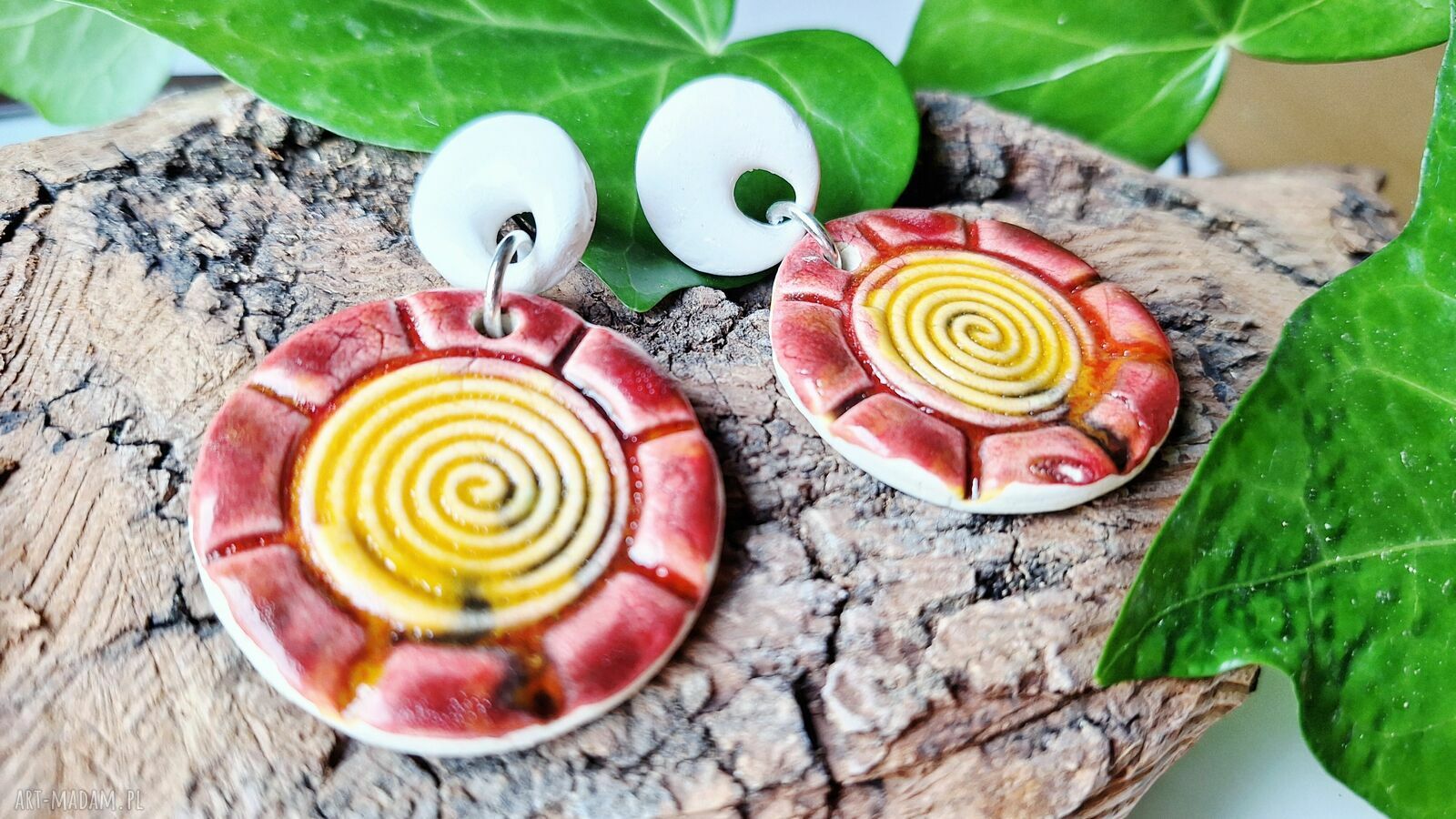 Kolczyki ceramiczne „Solarna Spirala” ręcznie robione dla niej