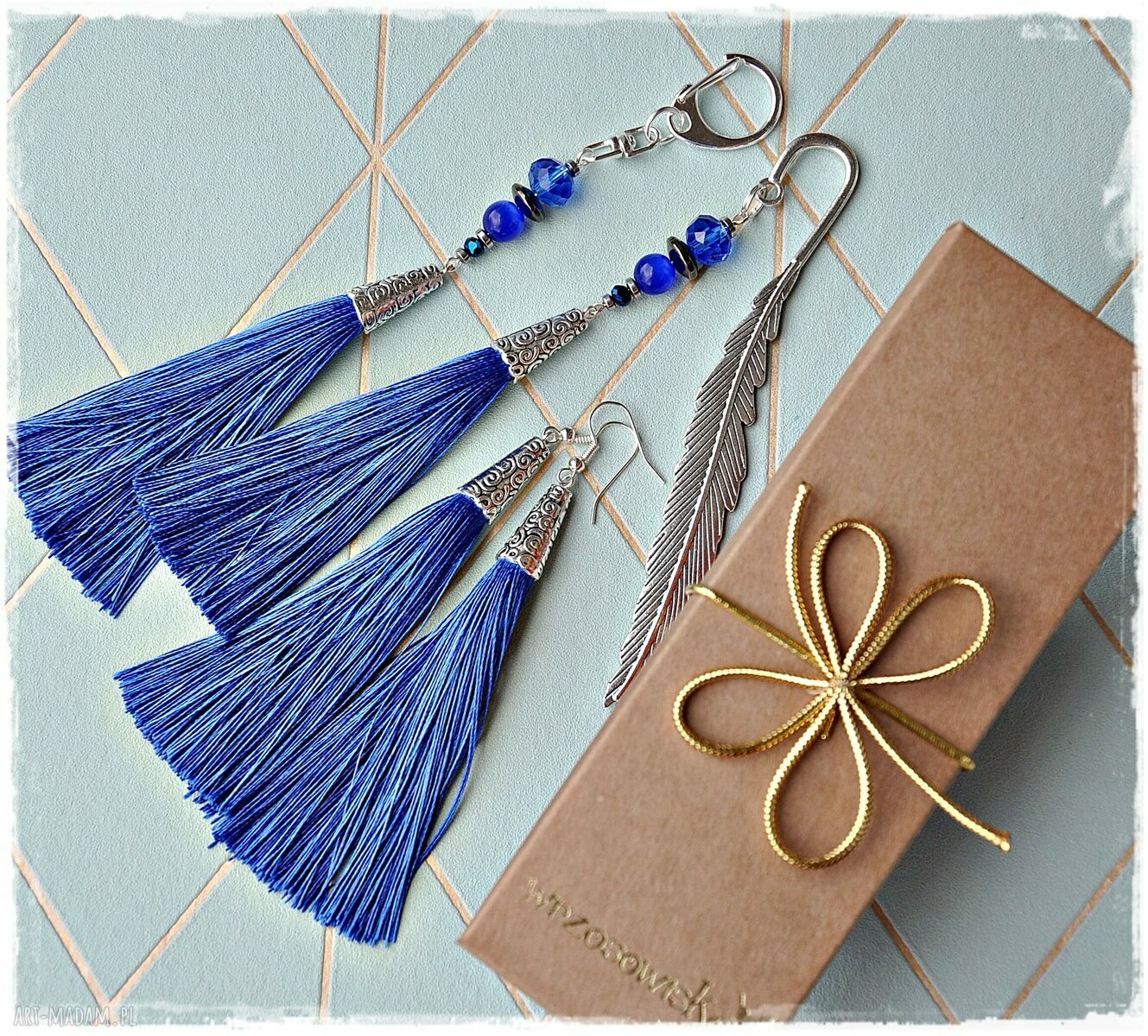 Kolczyki chwosty granatowe handmade
