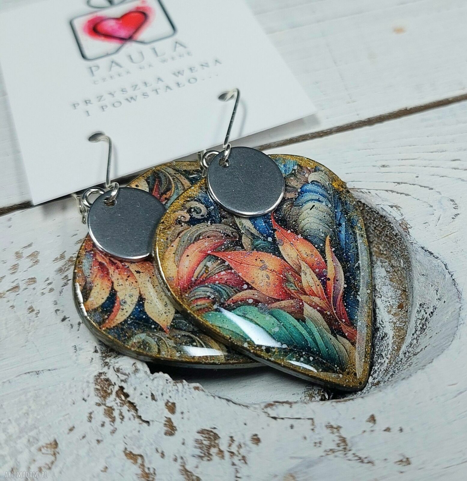 Kolczyki decoupage Kwiaty w żywicy - lekkie i efektowne