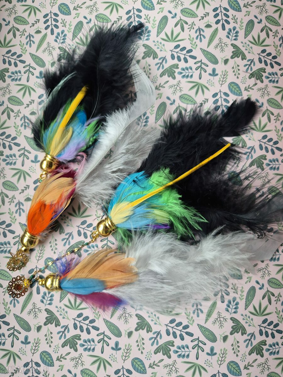 Kolczyki długie pióra kolorowe - lekkie i boho
