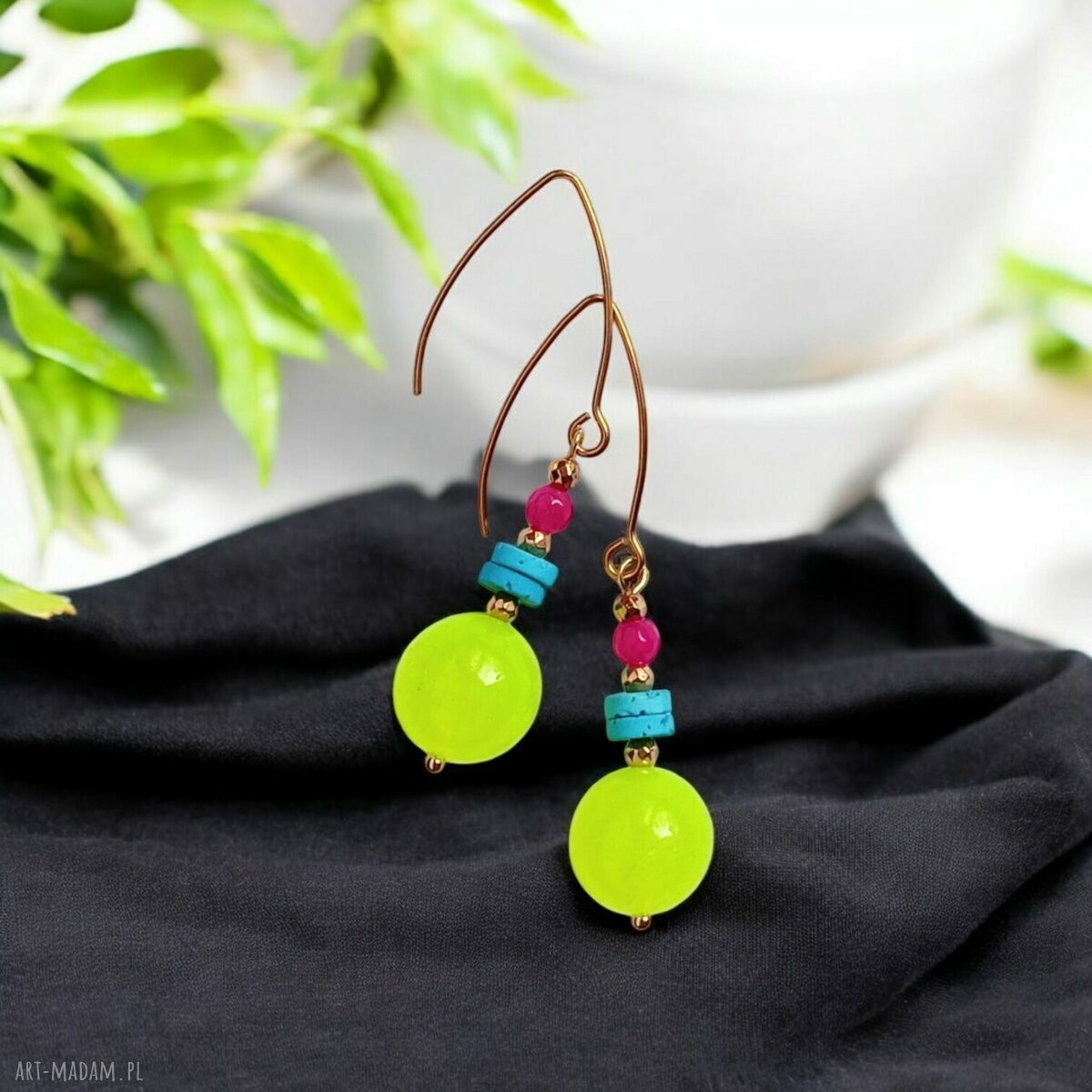 Kolczyki FLUO summer collection: duże kule z neonowego jadeitu i turkusowej lawy