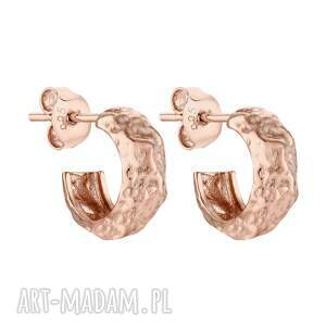 kolczyki grube małe gniecione półkola z różowego złota