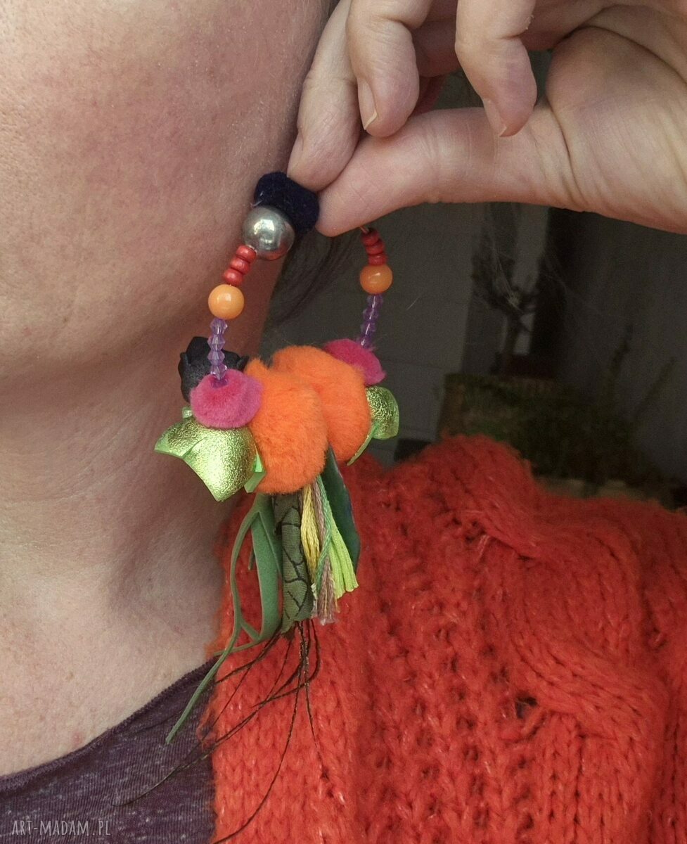 Klipsy lub kolczyki boho folk z piórami - wybierz swój wariant