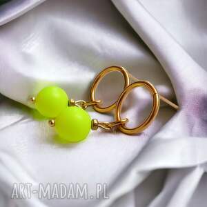 swarovski neon pearls neon yellow