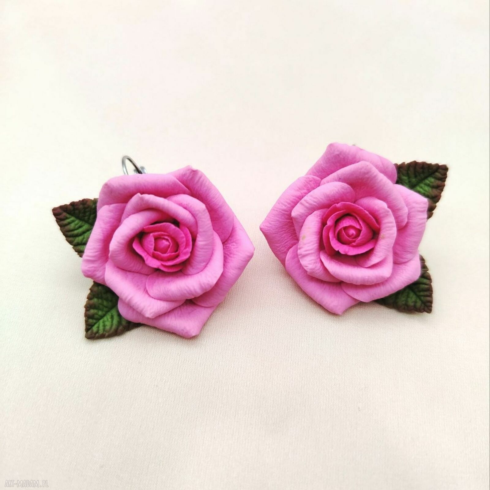 Różowe kolczyki z różami handmade z gliny polimerowej - zapięcie angielskie