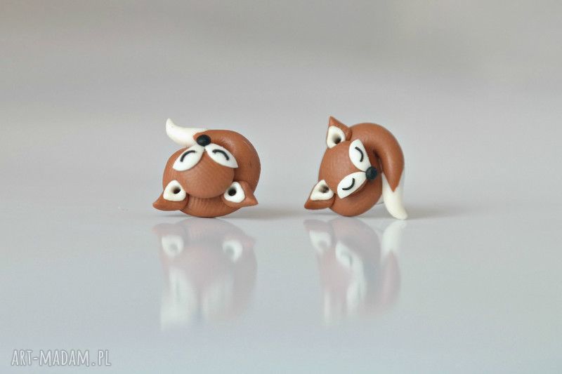 Kolczyki śpiące liski z modeliny Fimo - antyalergiczne końcówki