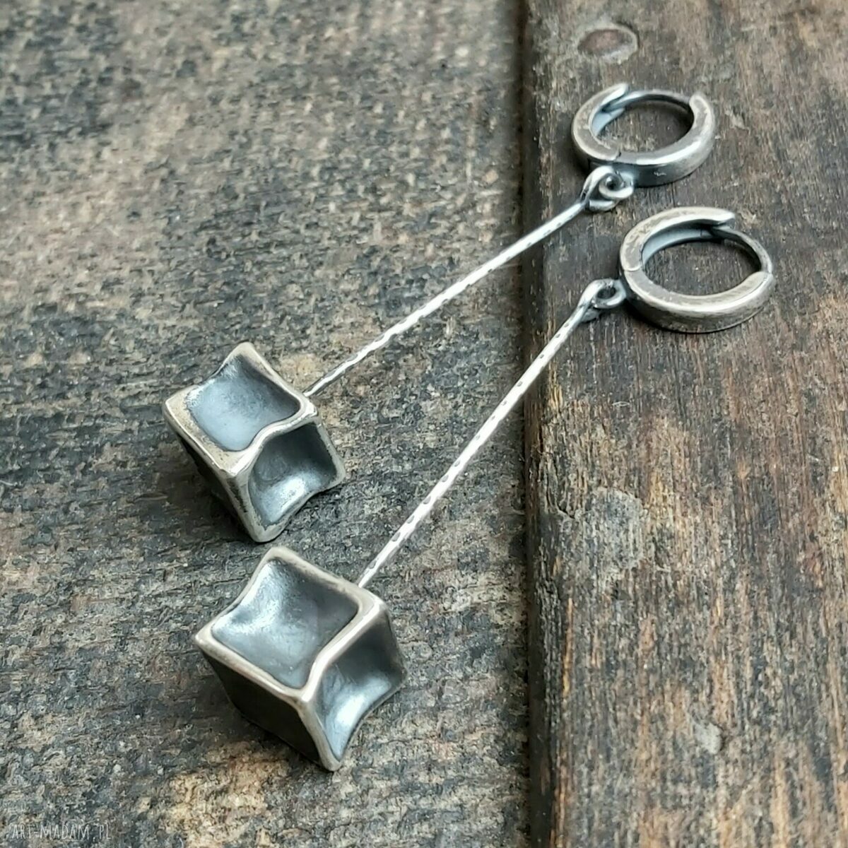 Kolczyki srebrne kostki Hand Made