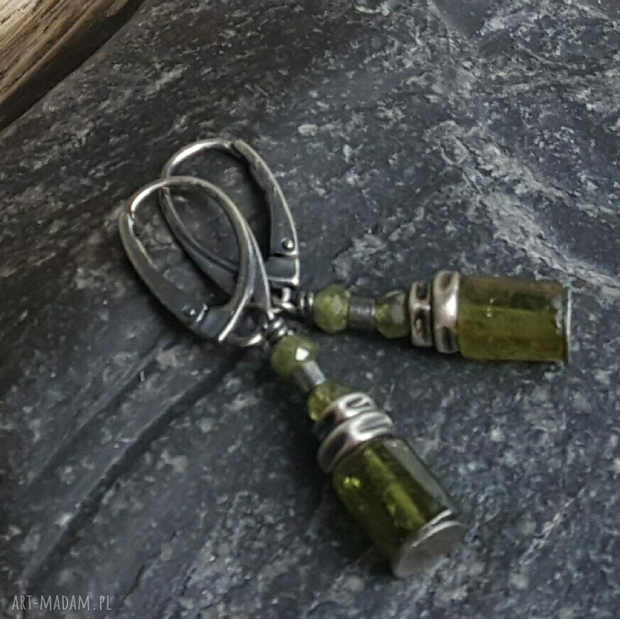 Oksydowane srebrne kolczyki handmade, z charakterem