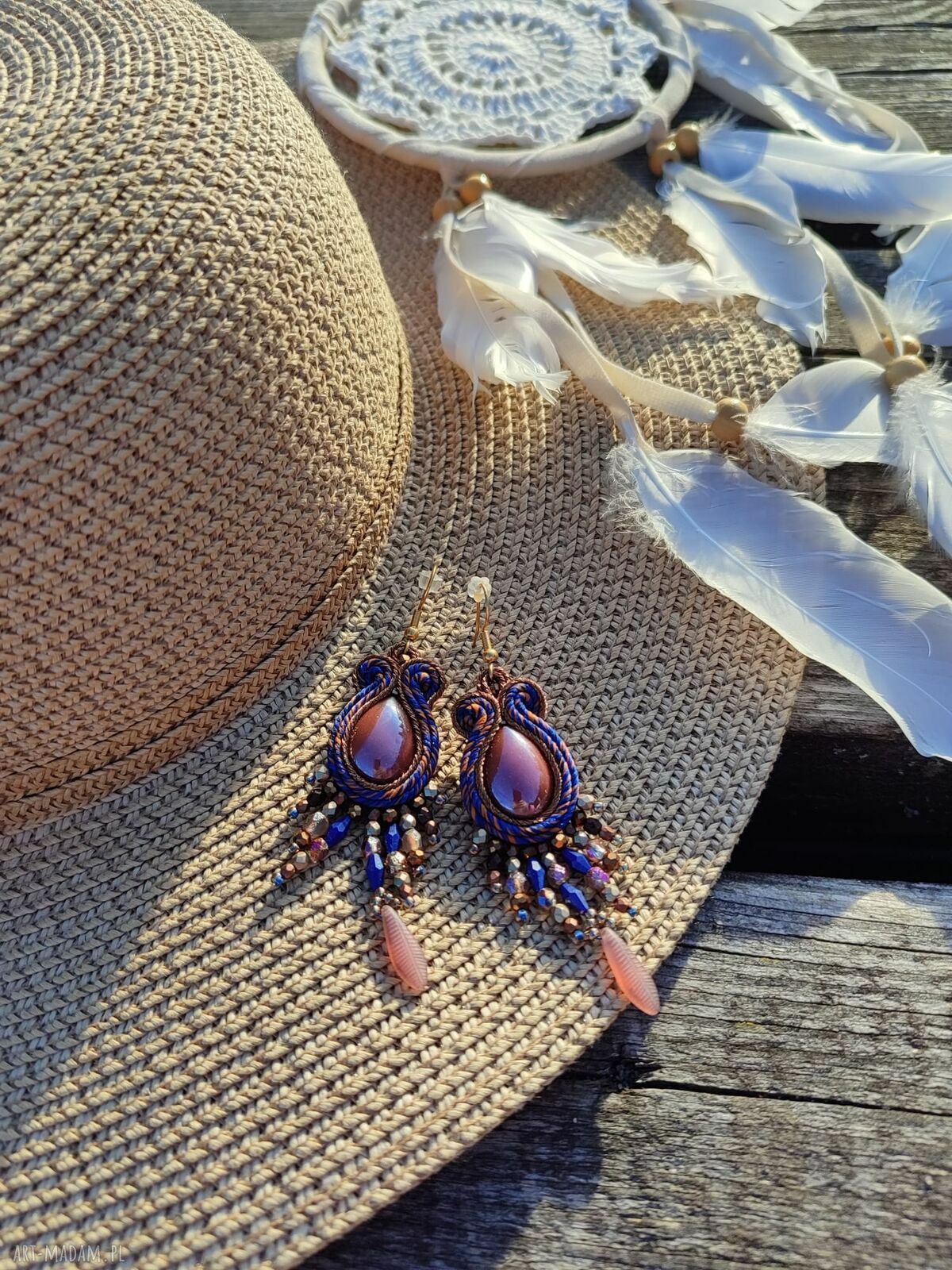 Kolczyki sutasz boho chic z ceramicznym elementem