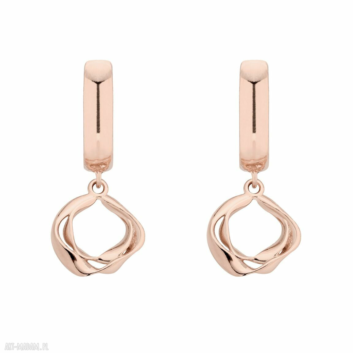 Kolczyki różowego złota ozdobnymi zawieszkami zawieszki wiszące