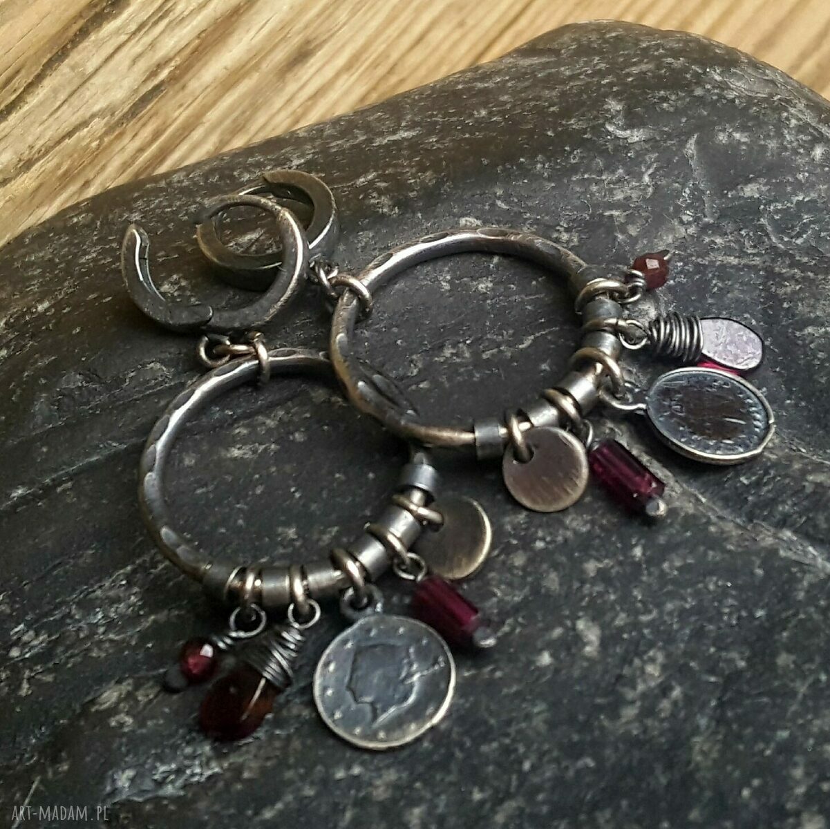 Kolczyki srebrne z granatami Handmade