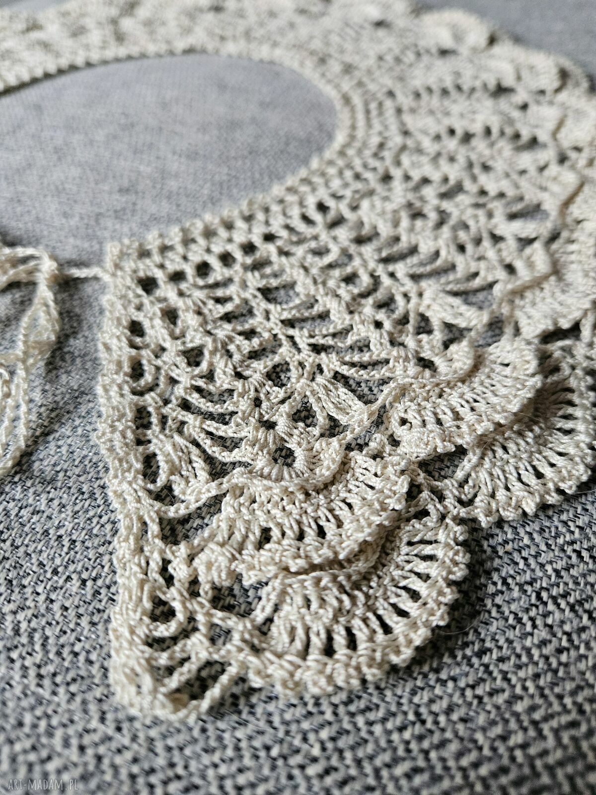 Kołnierzyk retro beżowy szydełkowy - koronka handmade