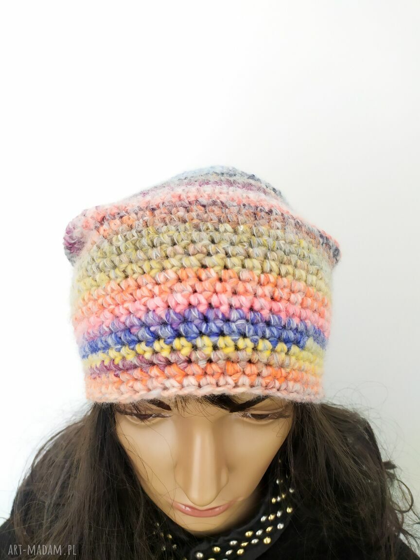 Kolorowa czapka beanie na zimę - ręcznie robiona damska Lucky Hat