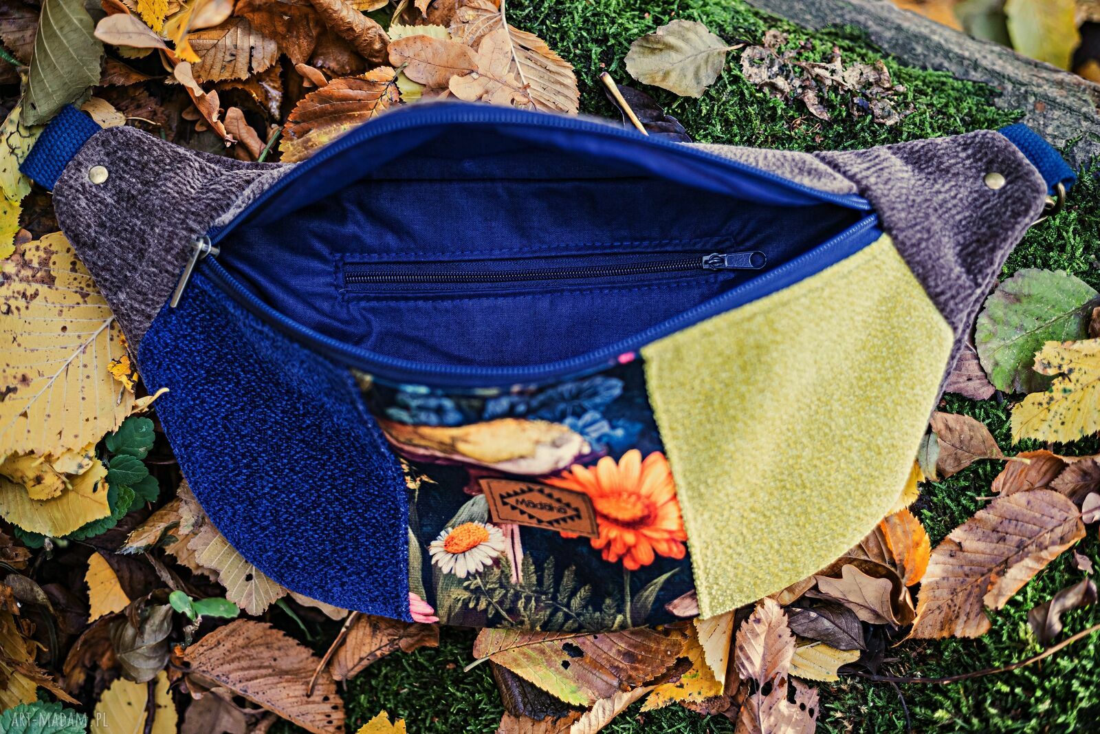 Ręcznie robiona nerka damska - praktyczna saszetka handmade