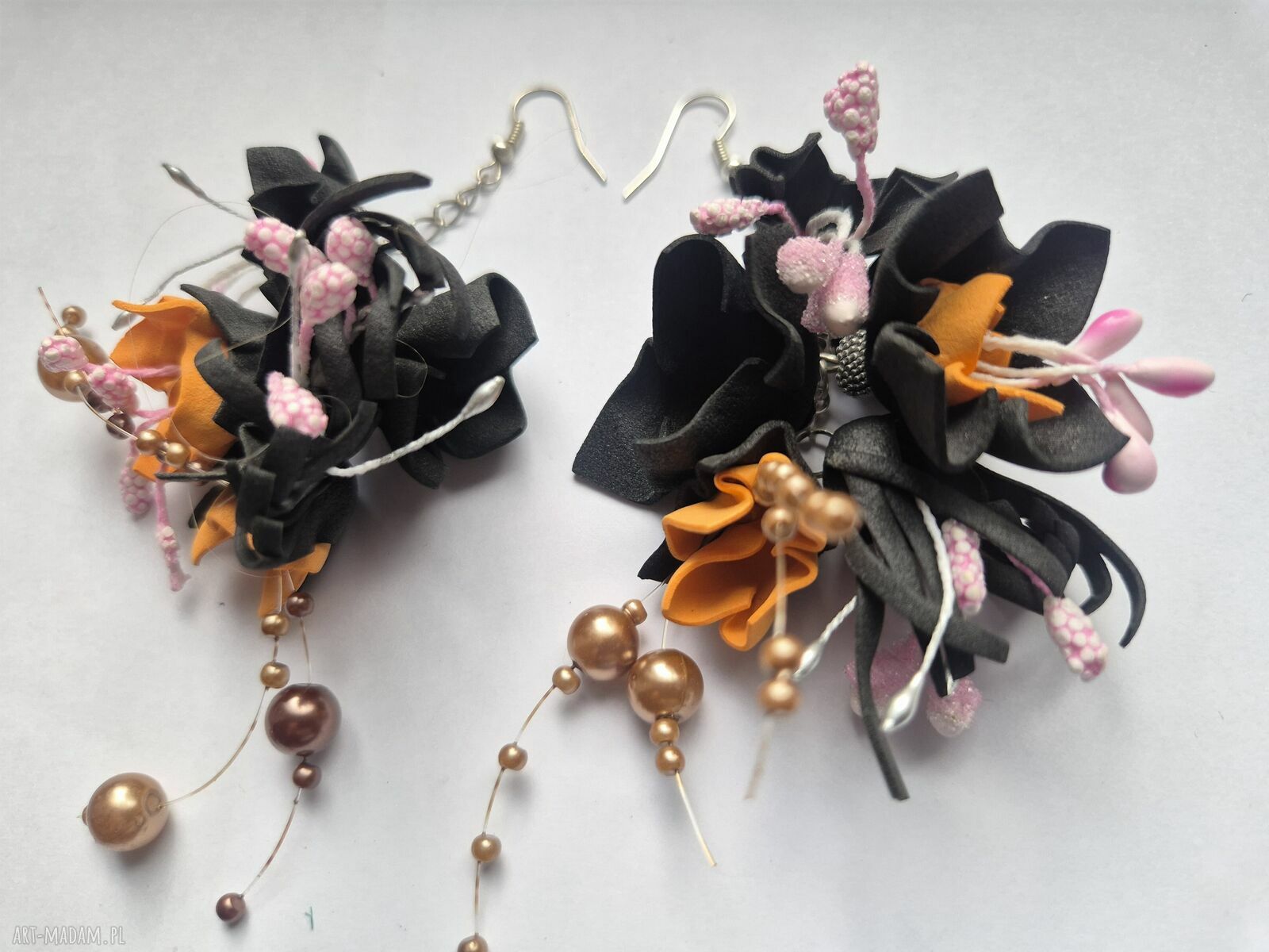 Kolorowe, lekkie kolczyki handmade w czerni, różu i oranżu