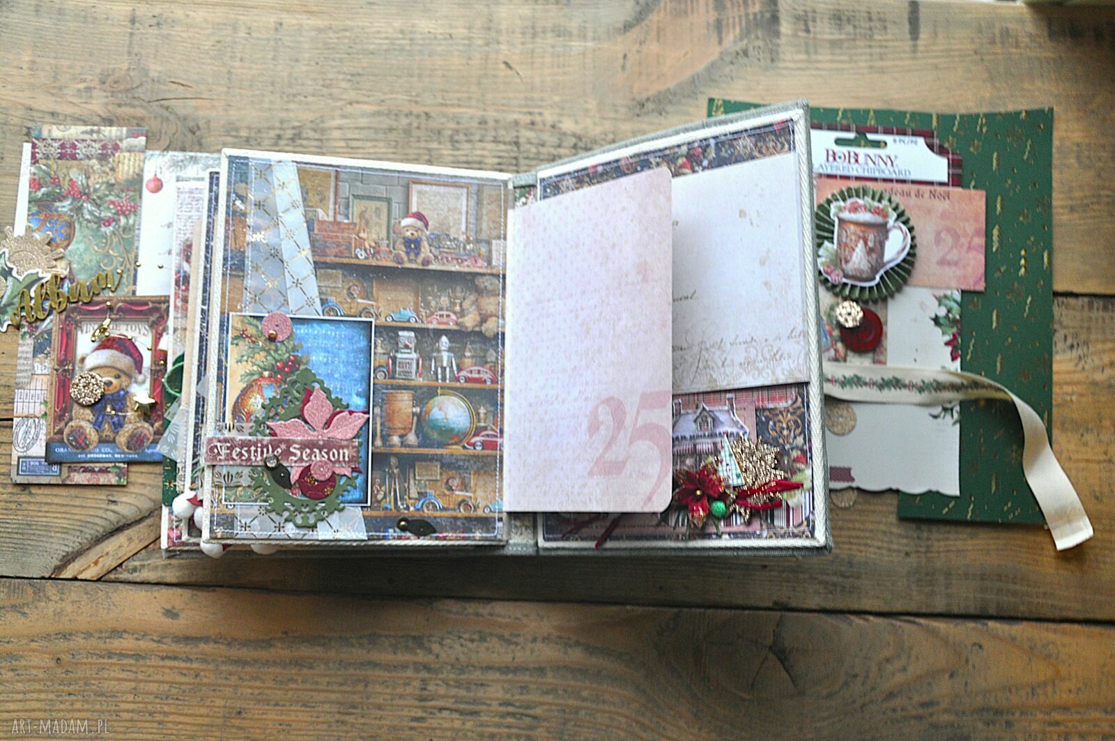 Kolorowy album świąteczny do Bożego Narodzenia - rękodzieło scrapbooking