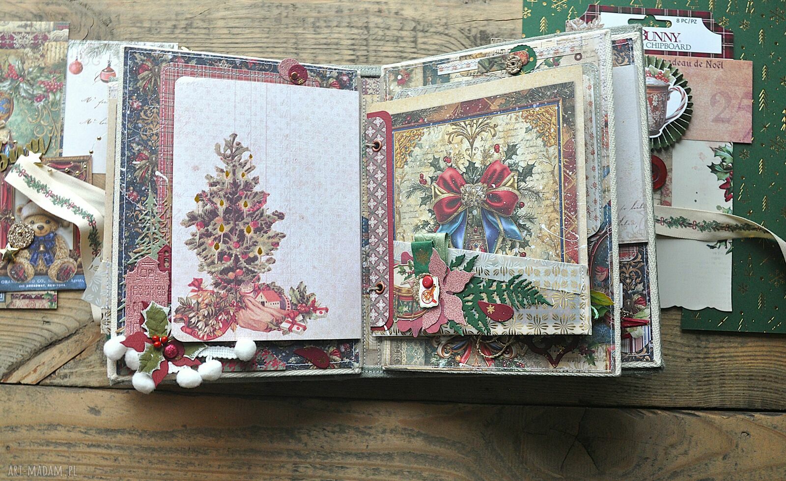 Kolorowy album świąteczny do Bożego Narodzenia - rękodzieło scrapbooking