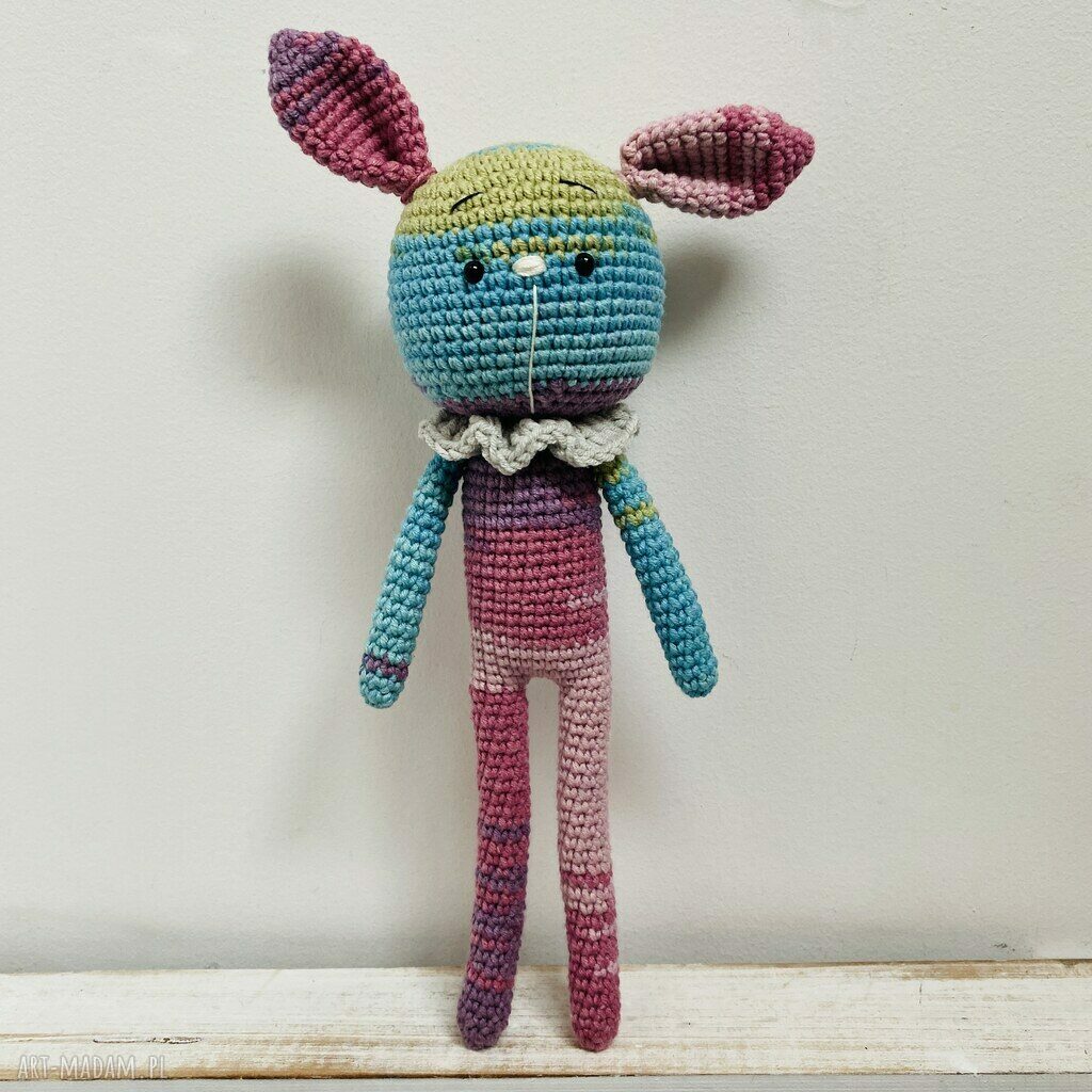 Kolorowy królik - maskotka szydełkowa handmade dla dziecka