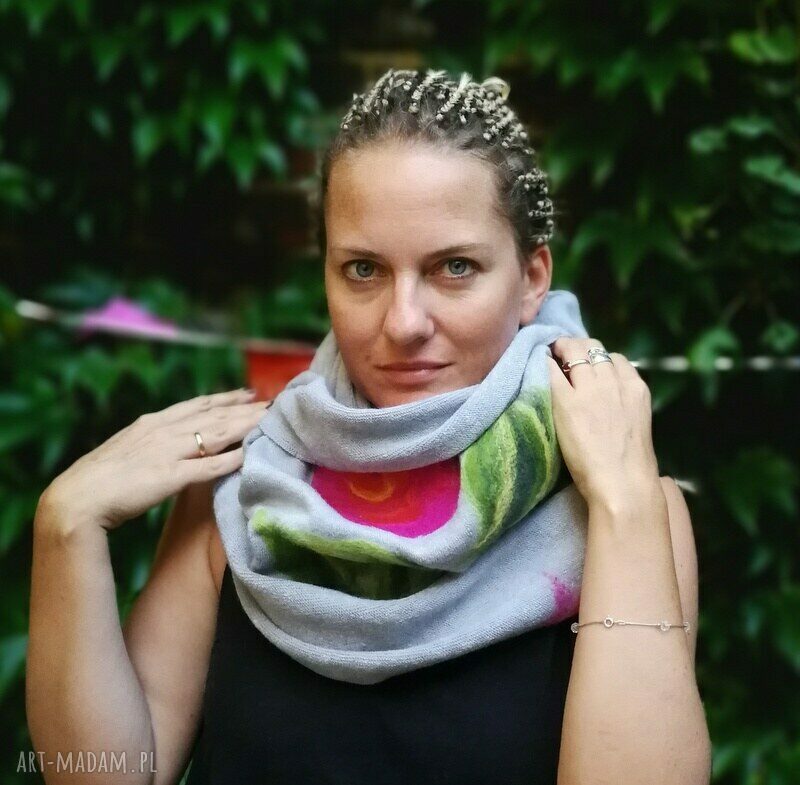 Ciepły wełniany komin boho etno z merynosów - szary (tuba, rozmiar uniwersalny)