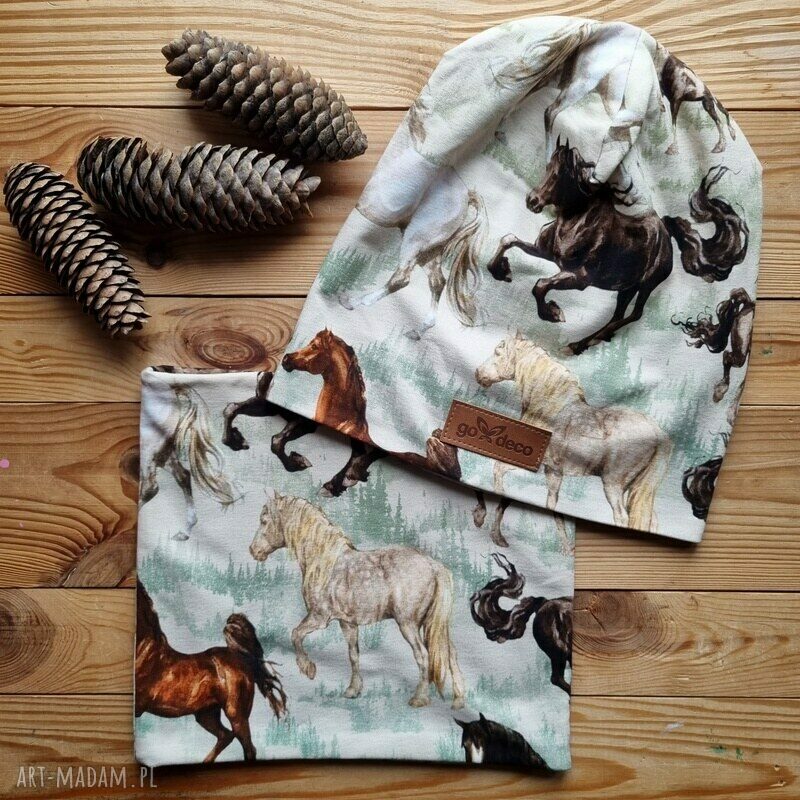 Komin i czapka z motywem konia - zestaw handmade Go Deco