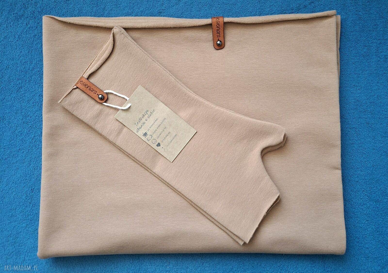 Beżowy komplet handmade - komin i mitenki z dresówki drapanej