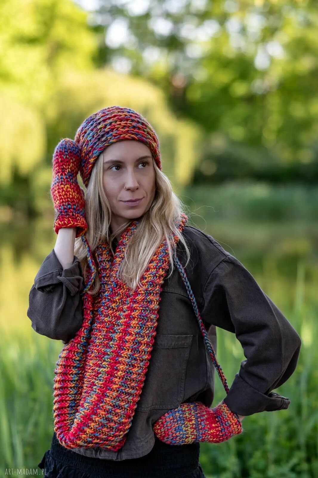 Komin MERINO 100% w przygaszonych odcieniach czerwieni