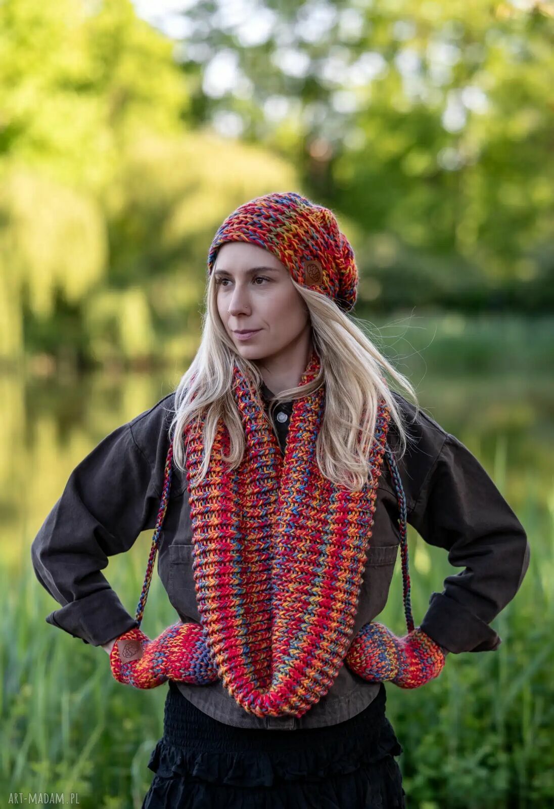 Komin MERINO 100% w przygaszonych odcieniach czerwieni